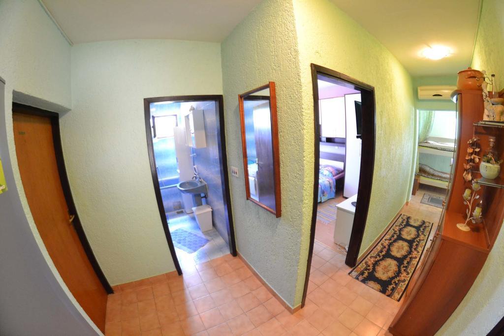 Apartmani Jenny I Tania ロパール エクステリア 写真