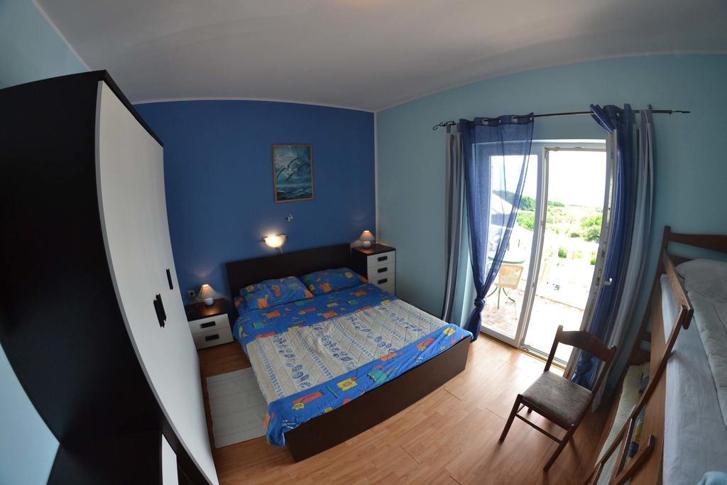 Apartmani Jenny I Tania ロパール エクステリア 写真